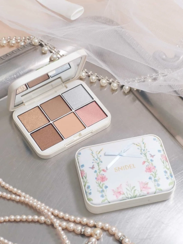 SNIDEL BEAUTY 5周年記念コレクション アイテムラインアップ