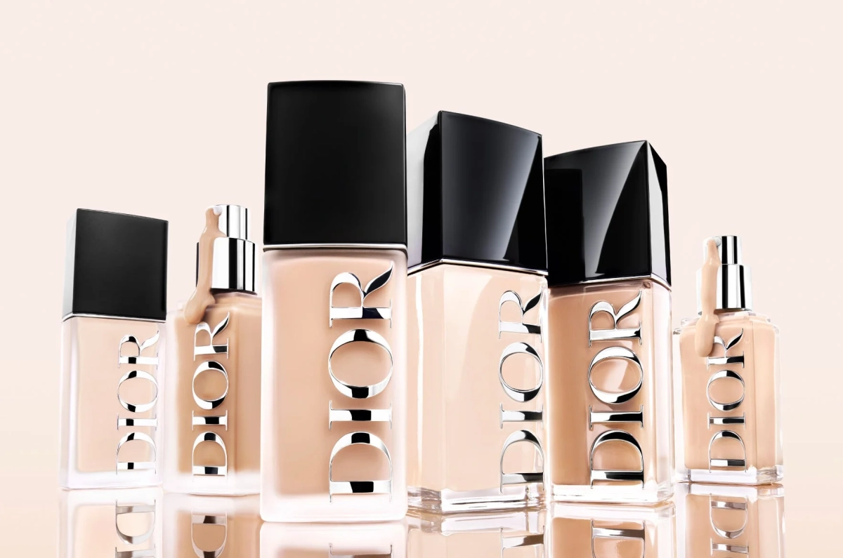 新生ディオール フォーエヴァー ファンデーション