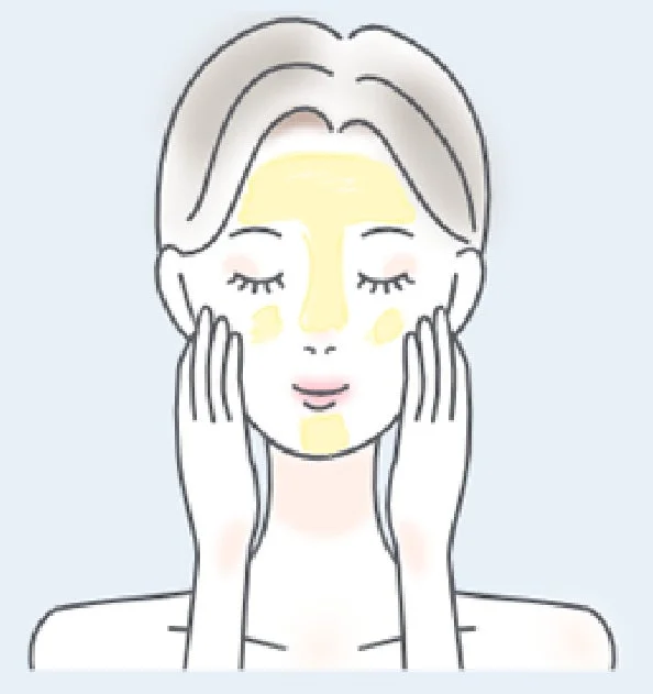 泡立てて洗顔する様子