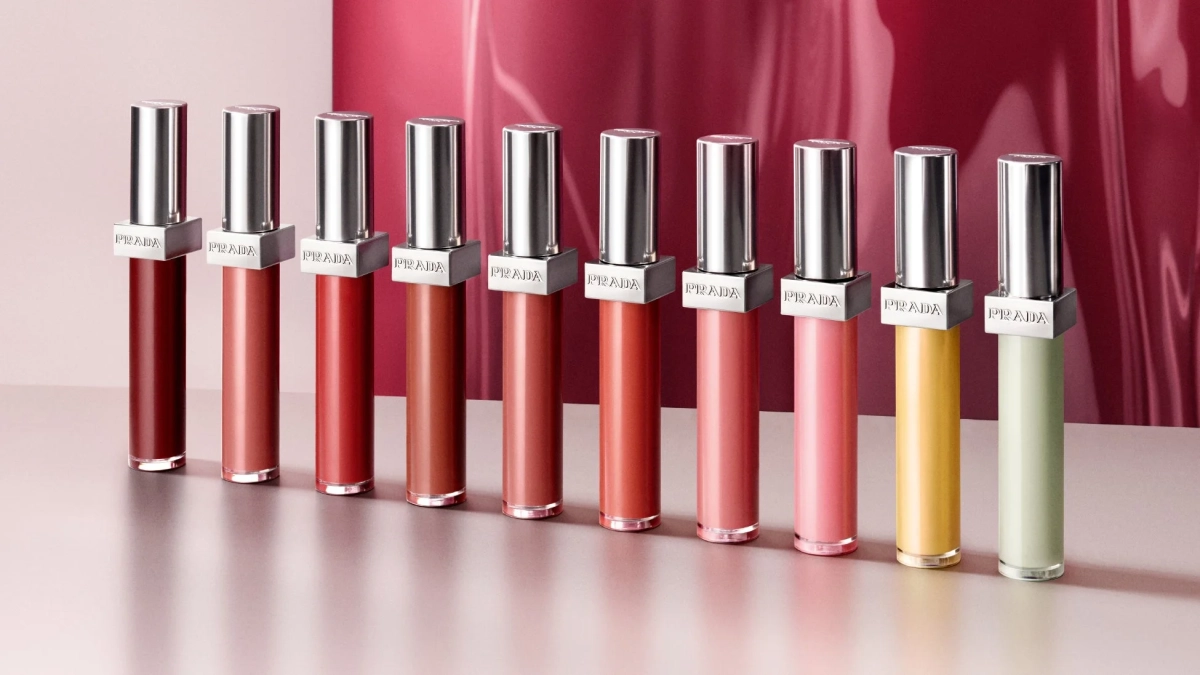 プラダ リフレクション リキッド バーム グロス 10色