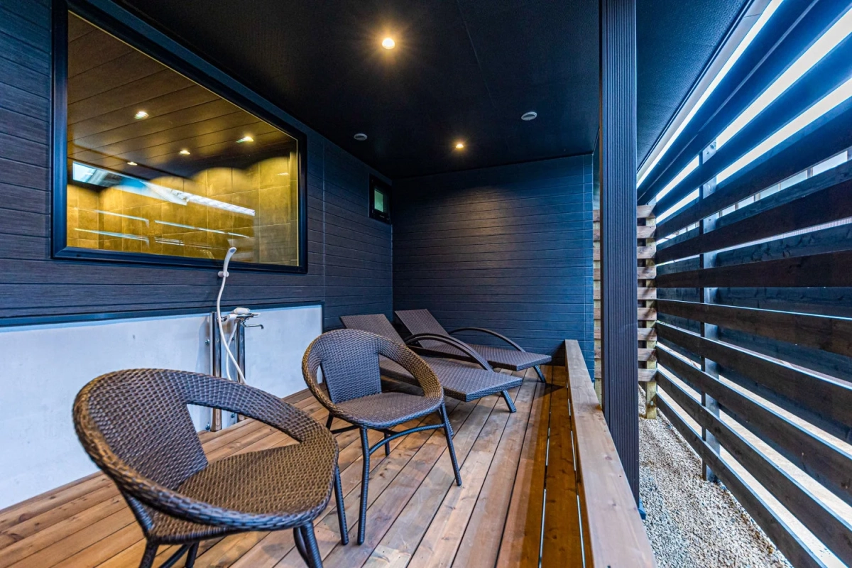 テラスとシャワー