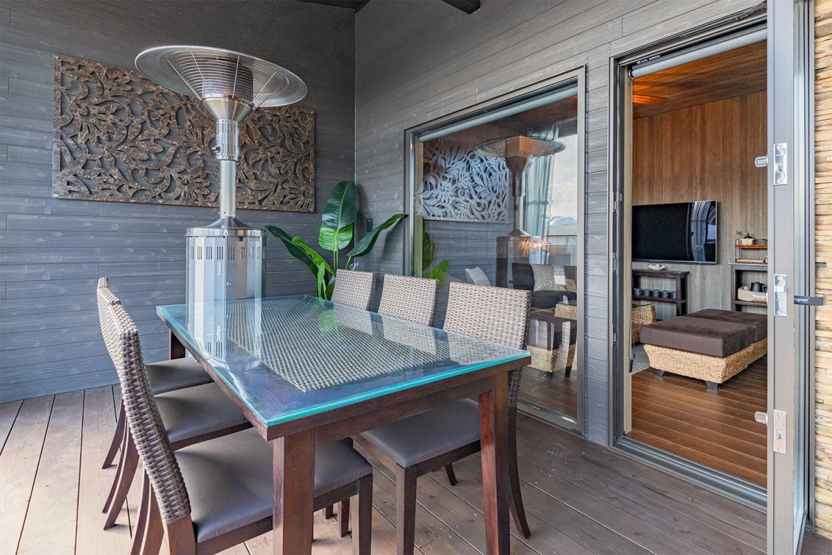 テラスダイニング