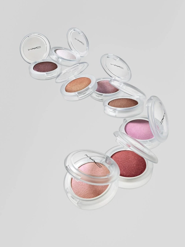 MACのアイシャドウコンパクト