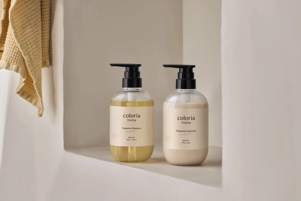 Coloria Homeのフレグランスシャンプーとトリートメントのボトル
