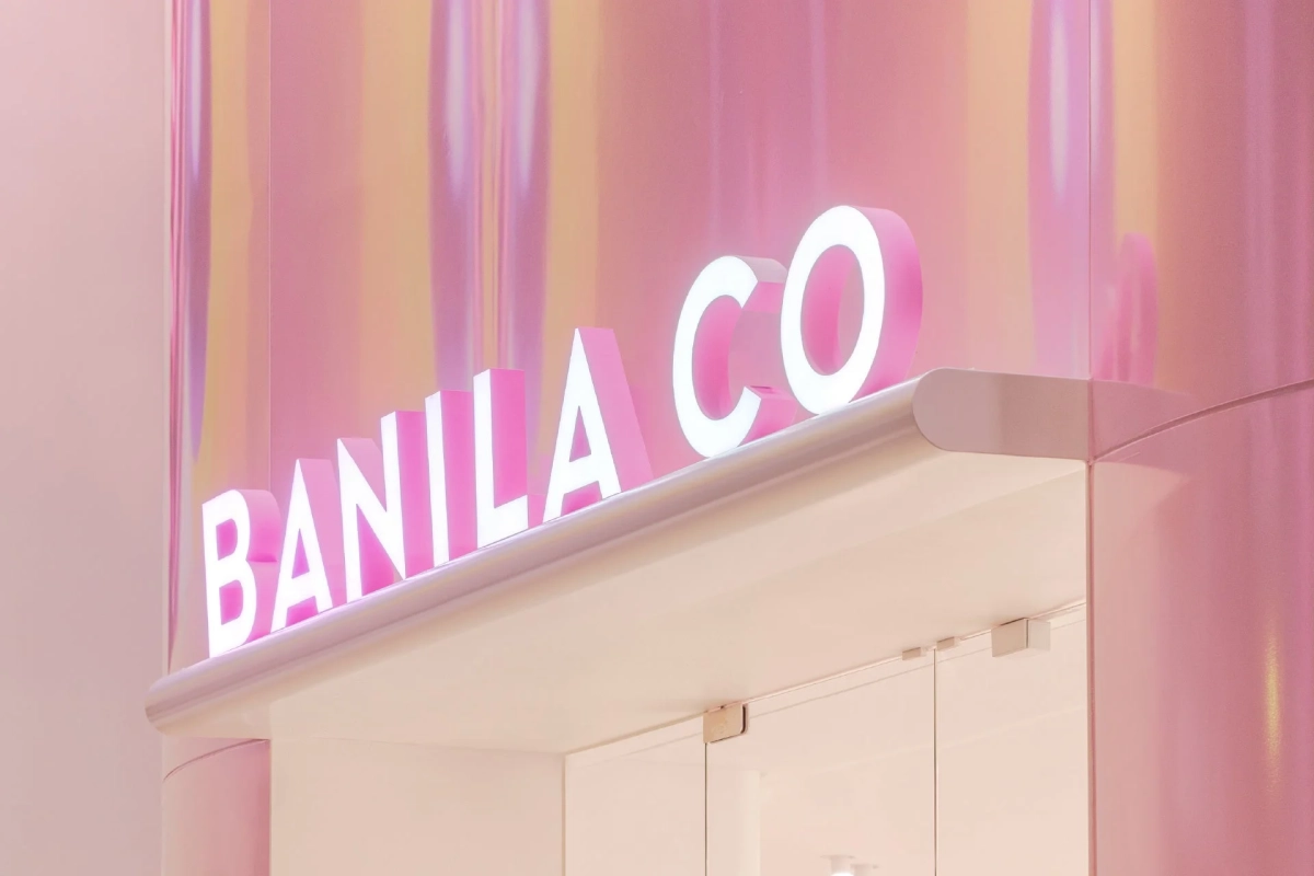 BANILA COの店舗ロゴ